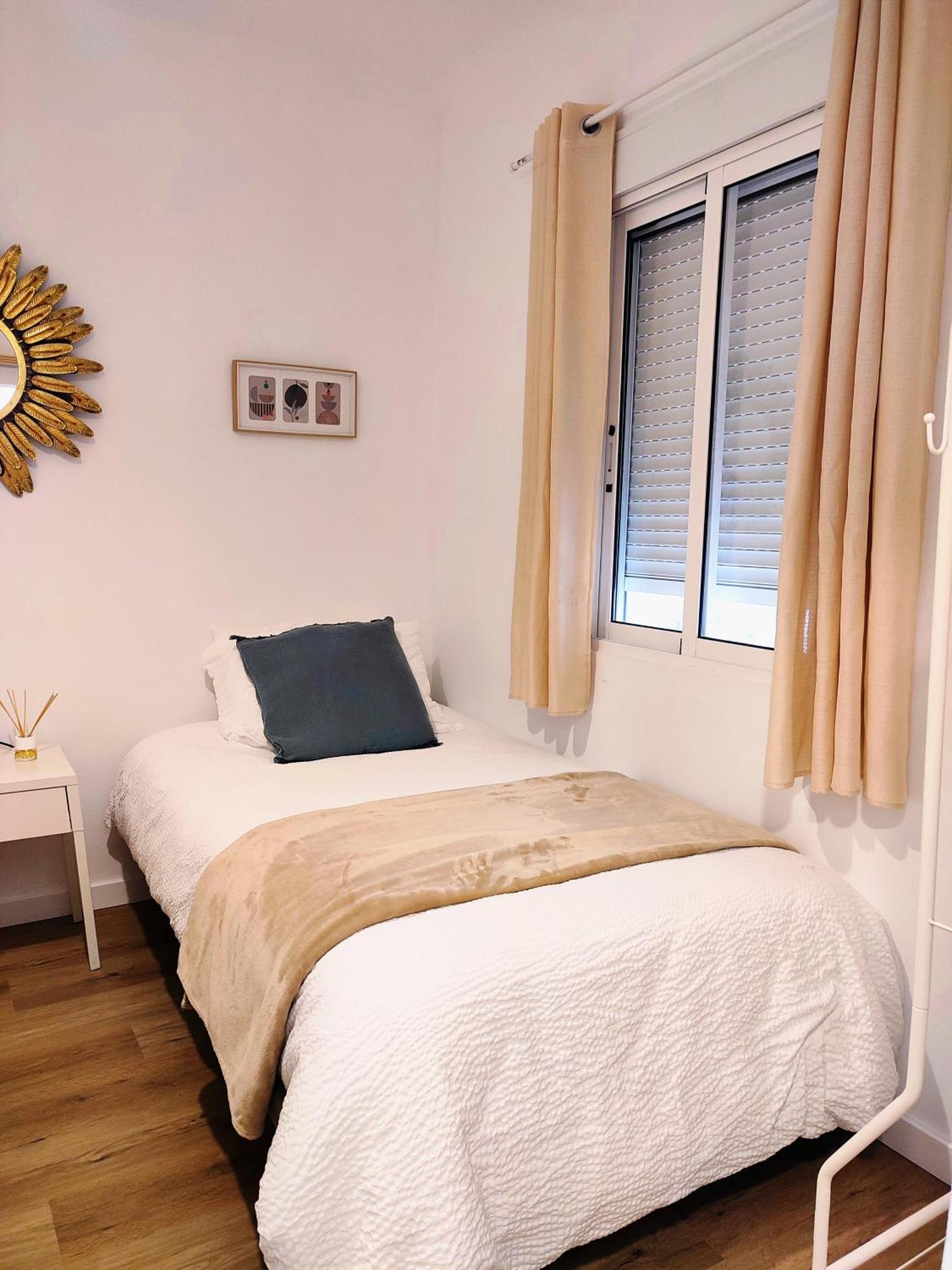 산타 폴라 La Casita, A 2 Min A Pie De La Playa! 빌라 외부 사진